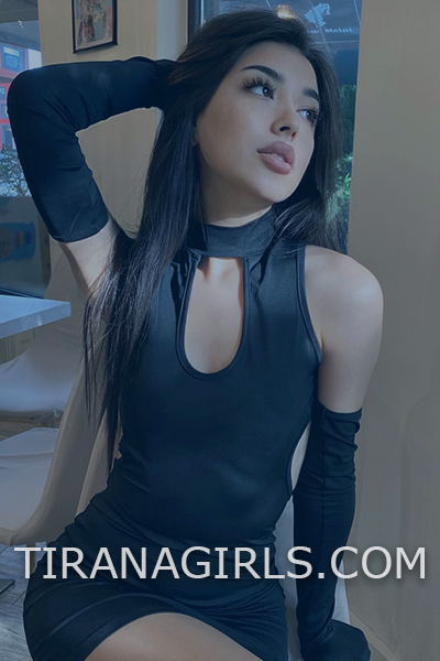 romana www.tiranagirls.com