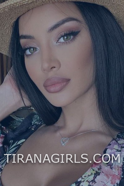 eliza www.tiranagirls.com