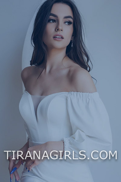 karina www.tiranagirls.com