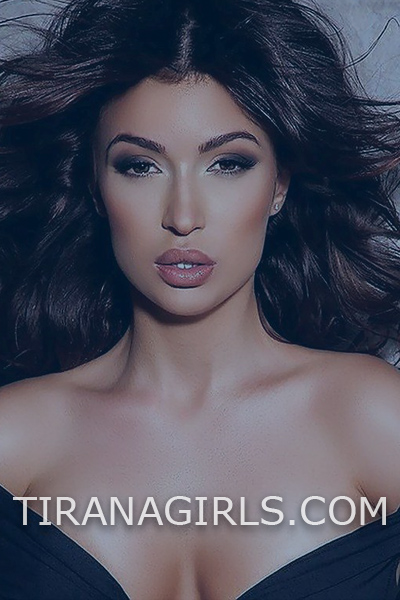 karo www.tiranagirls.com