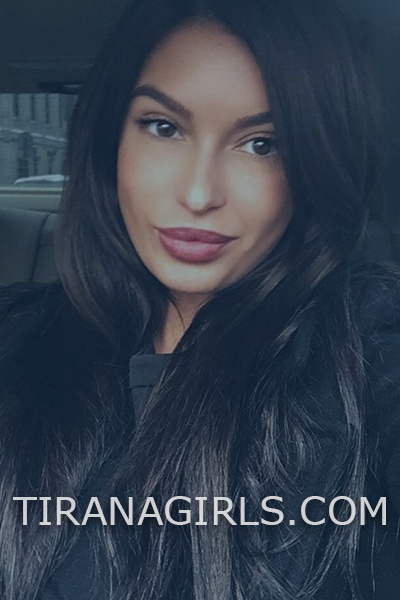 karo www.tiranagirls.com