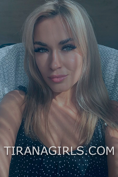 romina www.tiranagirls.com