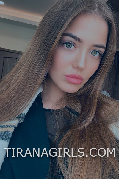 vika www.tiranagirls.com